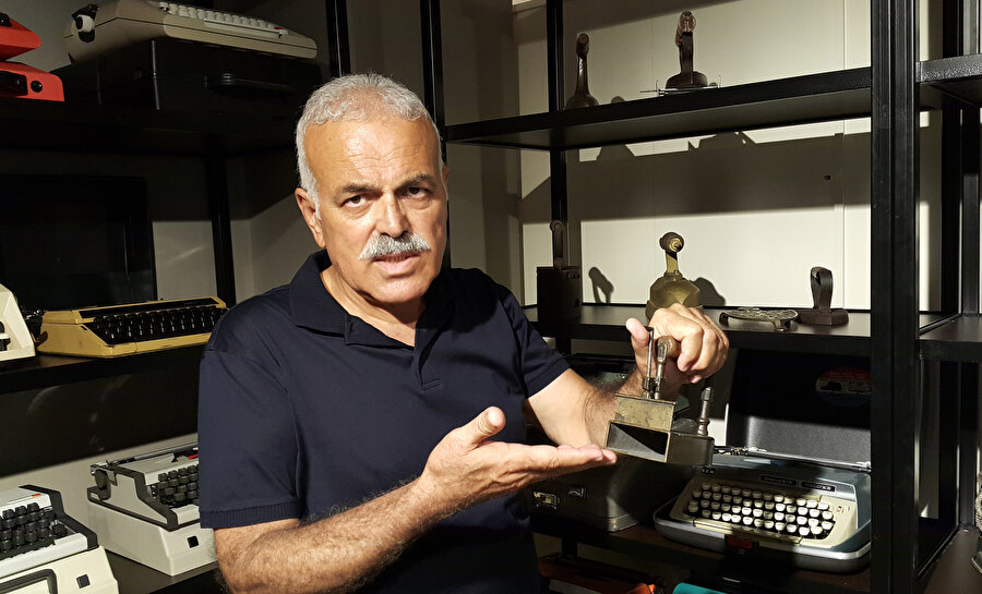 67 yıldır sattıkları ürünlerden koleksiyon yaptı