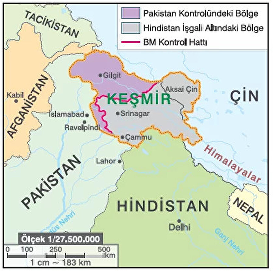 Keşmir’i kanayan bir yara halinde bırakan İngiltere, -Hindistan’ın aksine- Pakistan’ı fiziksel açıdan iki parçaya ayırmıştı: Batı Pakistan ve Doğu Pakistan.