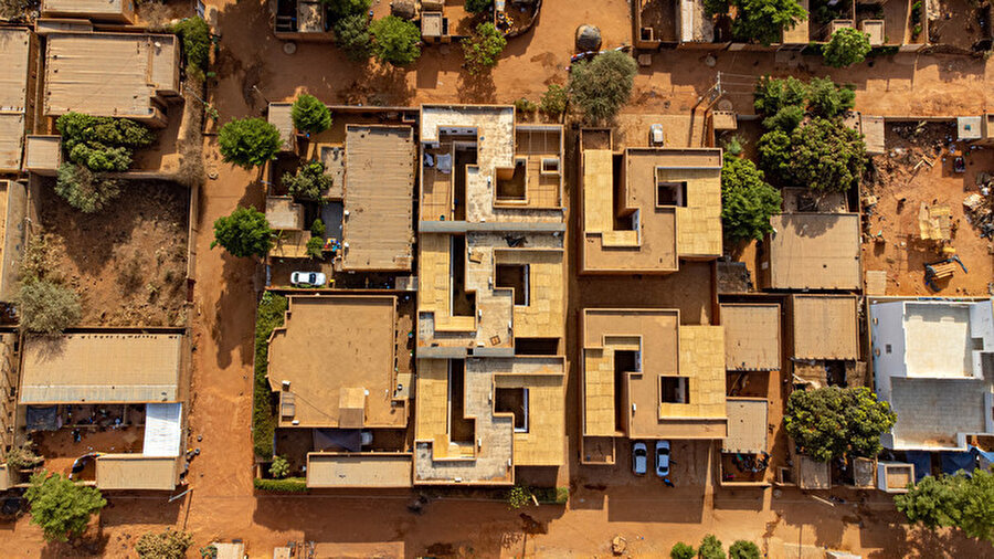  Niamey 2000, Niamey, Nijer, by united4design / Yasaman Esmaili, Elizabeth Golden, Mariam Kamara, Philip Straeter.
