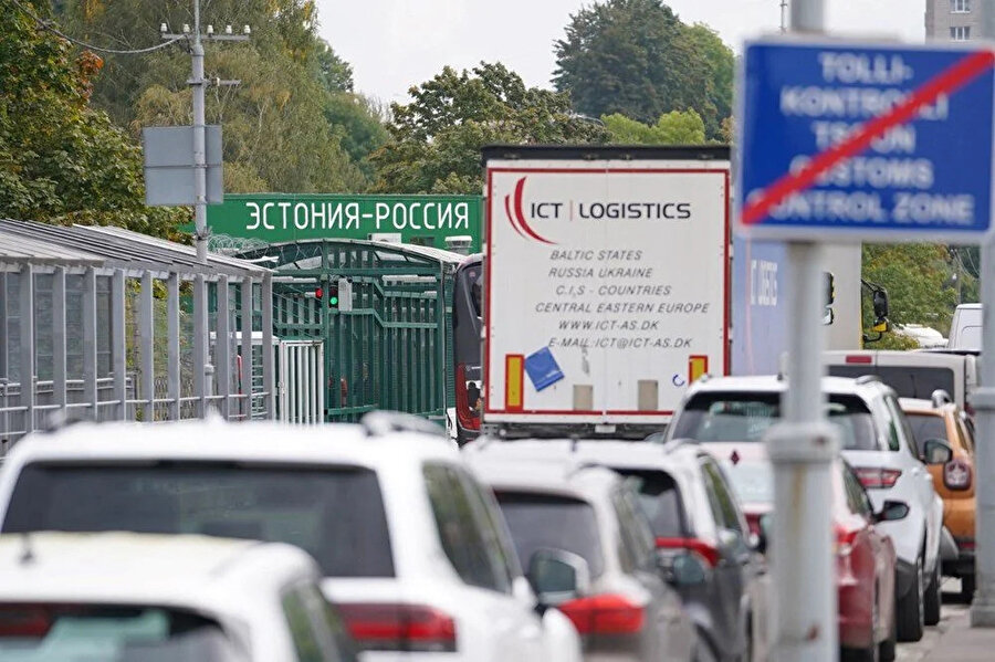 Seferberlik ilanından sonra Rusya'dan kaçış sürüyor: Biletler 500 bin TL