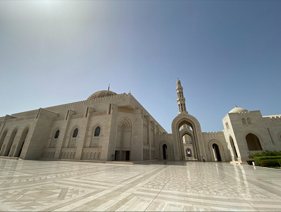 Sultan Kabus Büyük Camii, Muskat, Umman