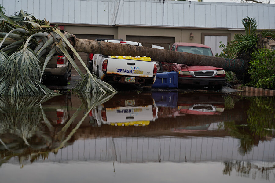 ABD'yi kasırga vurdu: Felaket gün ağarınca ortaya çıkı