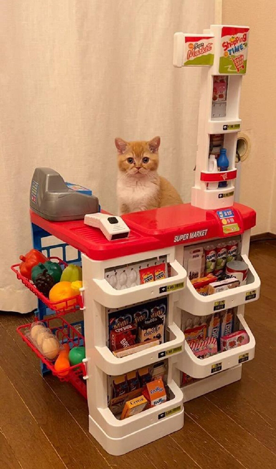 Kek var poğaça var ne bakıyon​