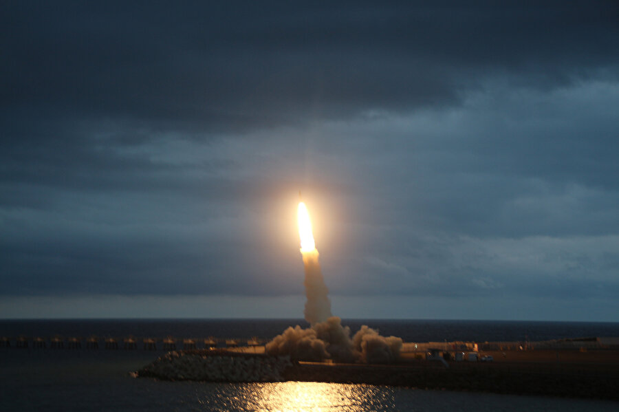 Yerli füze 'Tayfun' test edildi: 561 kilometredeki hedefi vurdu