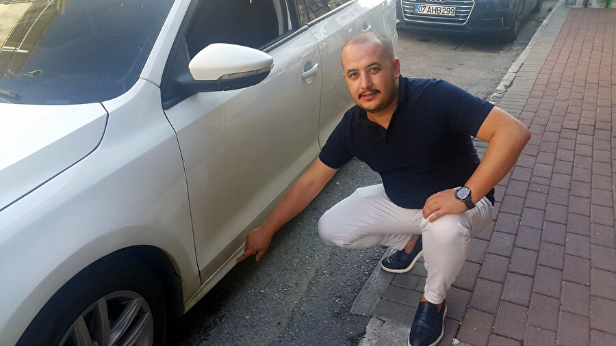 Satın aldıkları otomobilin önü 2013, arkası 2015 model çıktı