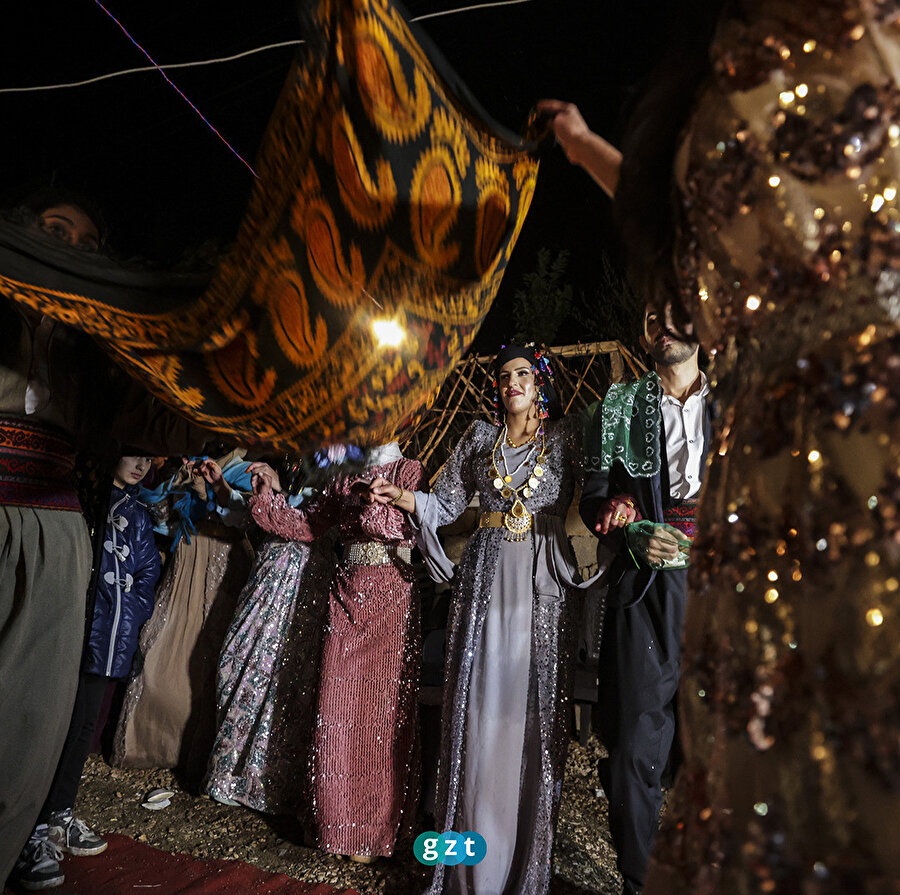 Hakkari'de geleneksel kına gecesi töreni
