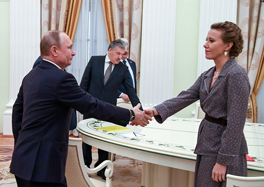 Vladimir Putin ve vaftiz kızı Ksenia Sobchak