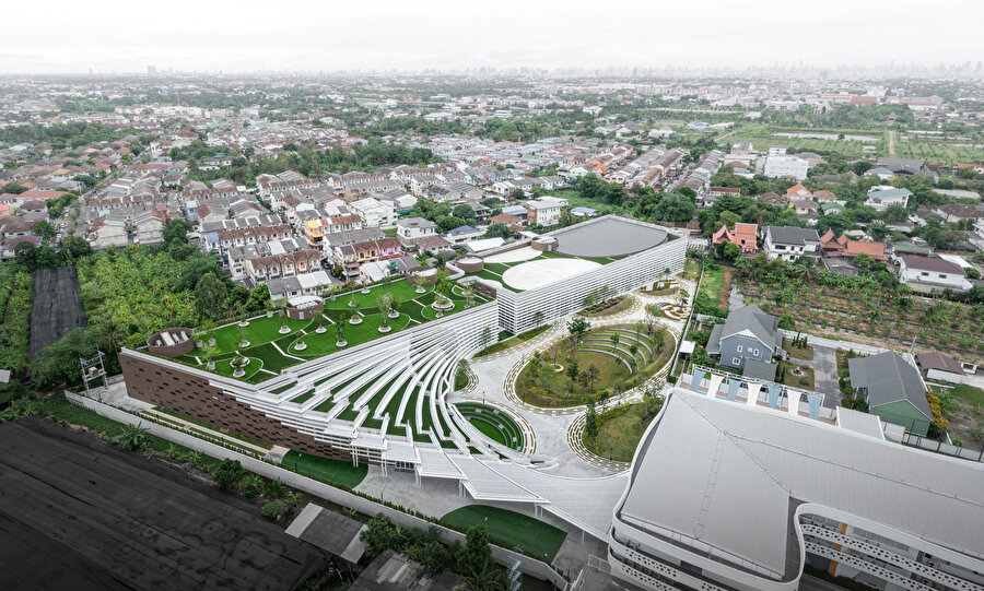 SISB(Singapore International School of Bangkok) Thonburi II. Aşama.