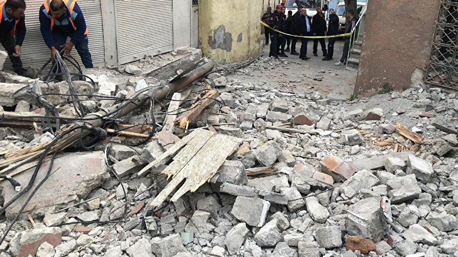 İzmir depreminden bir görüntü