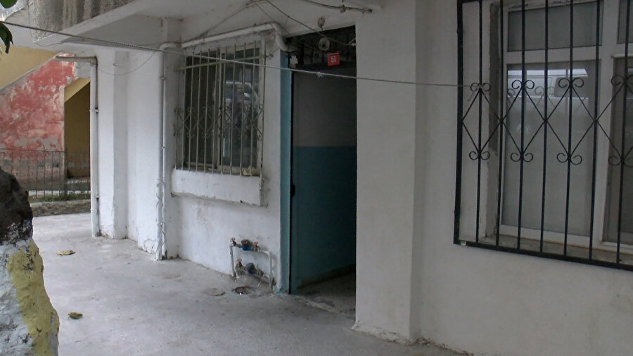 Küçükçekmece'de teröristin yakalandığı ev görüntülendi