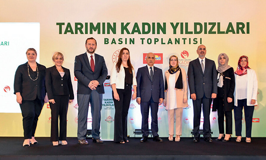 Projeyle kadın çiftçi oranının yüzde yüz artırılması hedefleniyor.