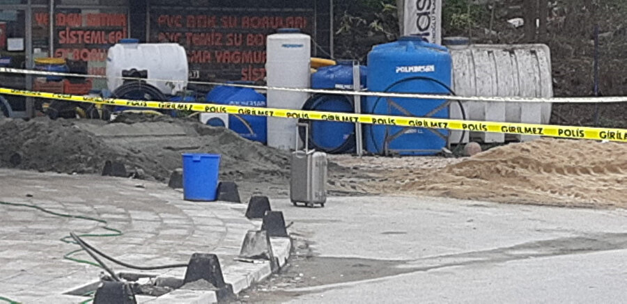 Dolmuş durağındaki sahipsiz valiz paniğe sebep oldu