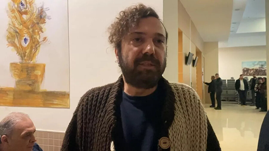 Şarkıcı Halil Sezai,