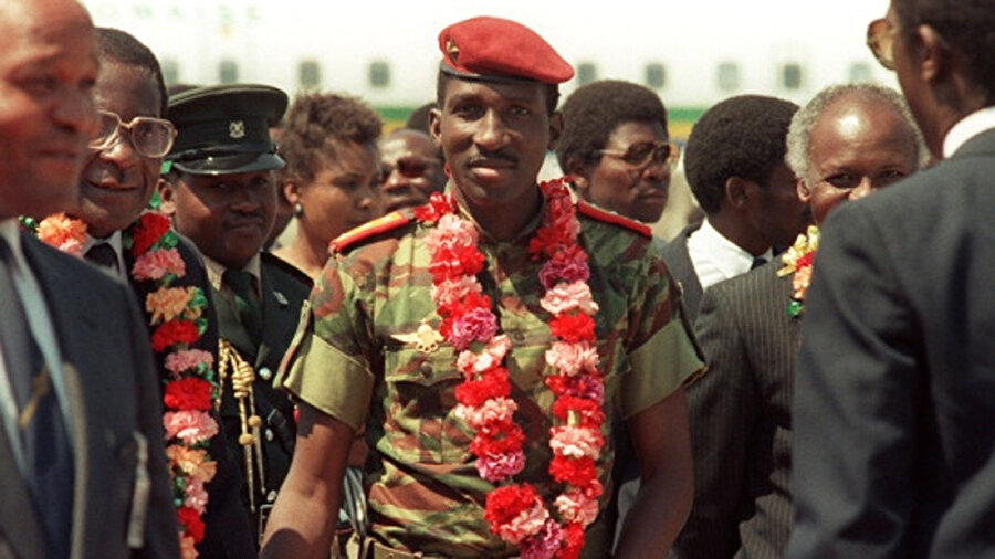Batı Afrika'da "Fransız karşıtlığı" fikrinin en somut temelleri, Burkina Faso'nun efsanevi lideri Thomas Sankara tarafından 1980'lerde atıldı.