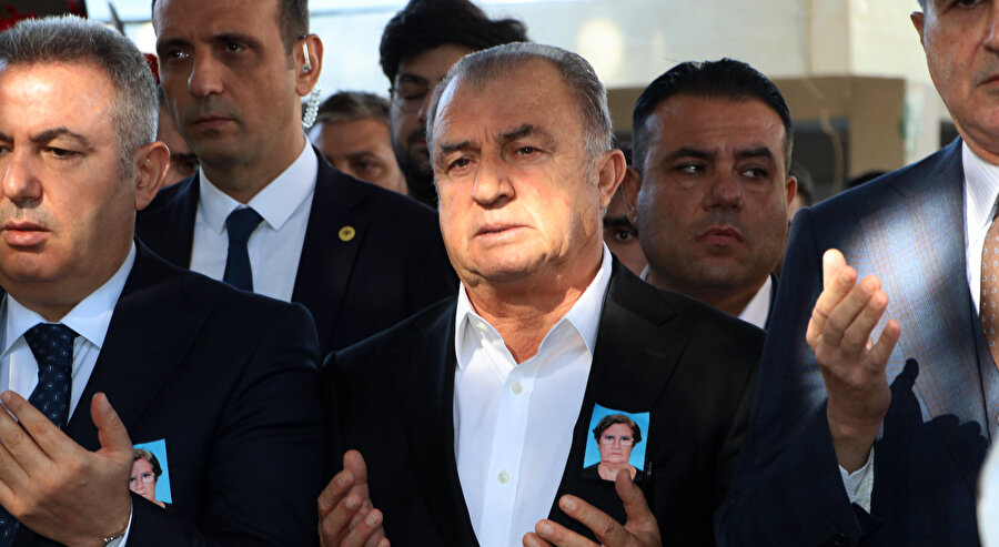 Fatih Terim'in annesi Nuriye Terim, son yolculuğuna uğurlandı