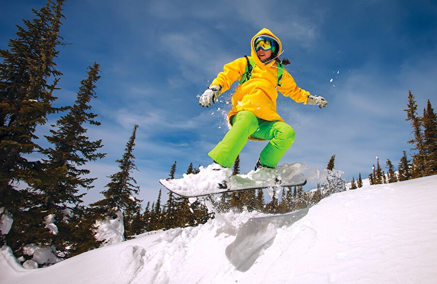 Kayak ve snowboard eğlenceli olmasının yanı sıra harika bir egzersiz.Harika bir egzersiz sizi bekliyor.