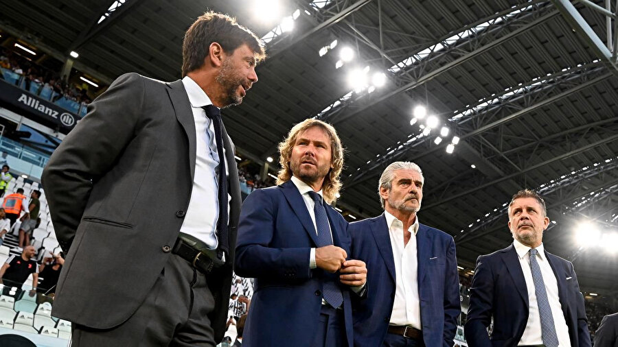 Juventus'ta şok!