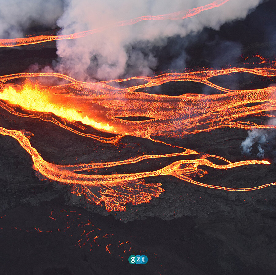 Dünyanın en büyük aktif yanardağı Mauna Loa 38 yıl sonra harekete geçti