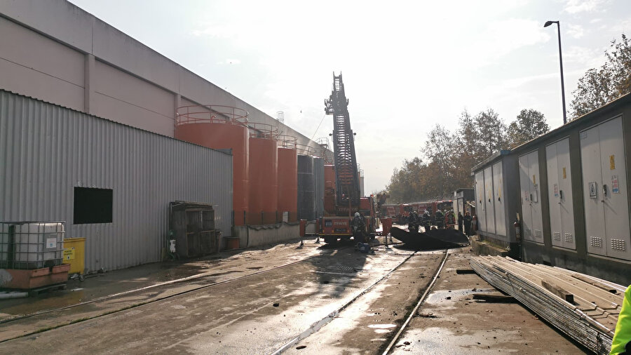 Samsun Limanı'nda patlama: Ekiplerin müdahalesiyle yangın söndürüldü