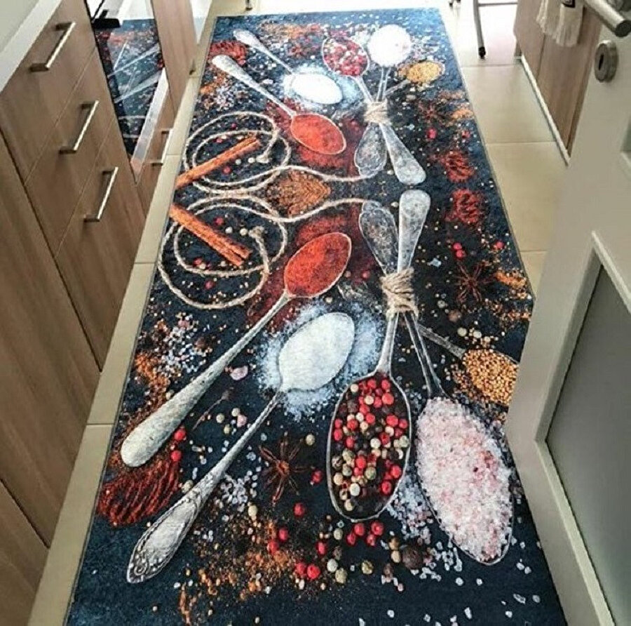 Arkadan süpürge sesi geliyor