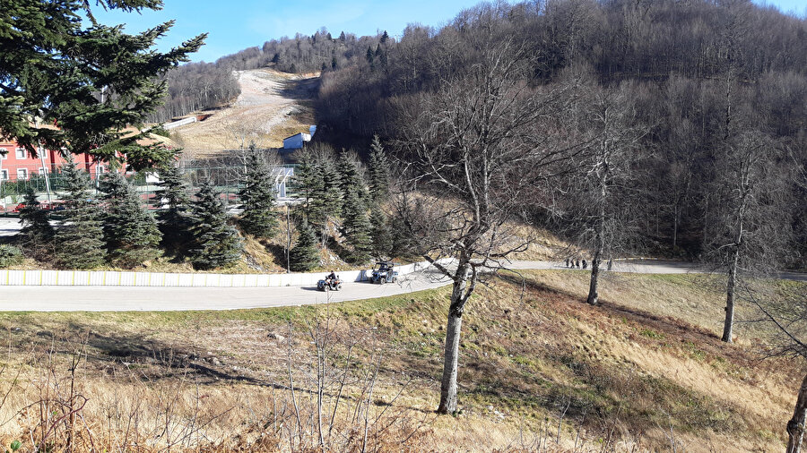 Kartepe’de beklenen kar yağmadı; kayak sezonu açılamadı