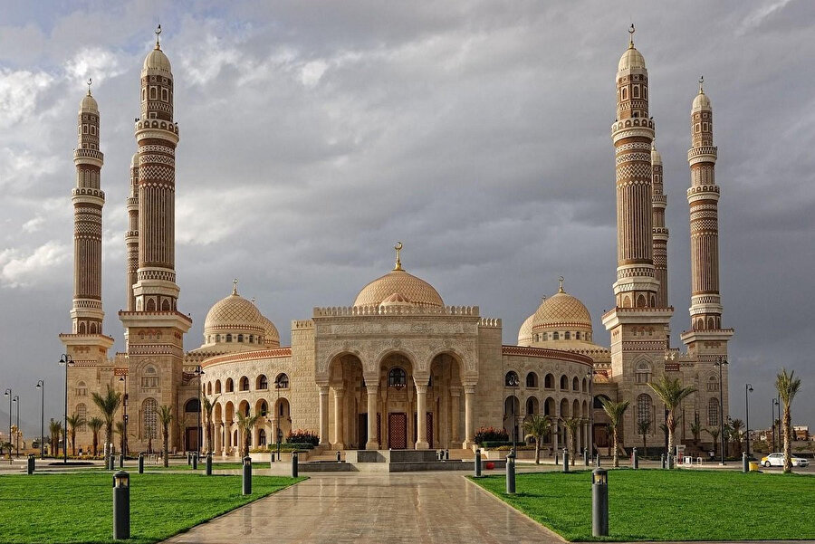 Yemen'in en büyük mescidi: Salih Camii