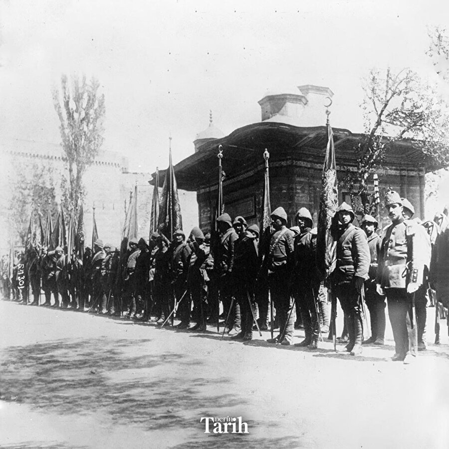 Gelibolu zaferi kutlamaları