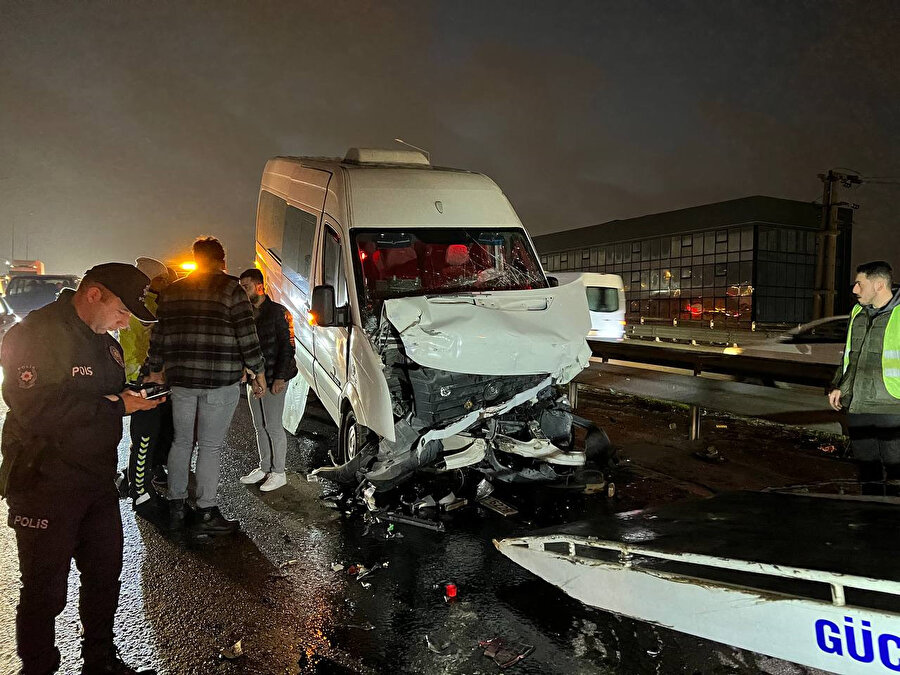 Kocaeli'de kazaya karışan araçlardan biri