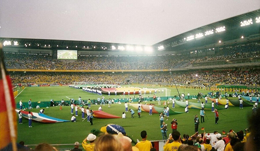 2002 Dünya Kupası Finali öncesi seramonisi sırasında stadyum.