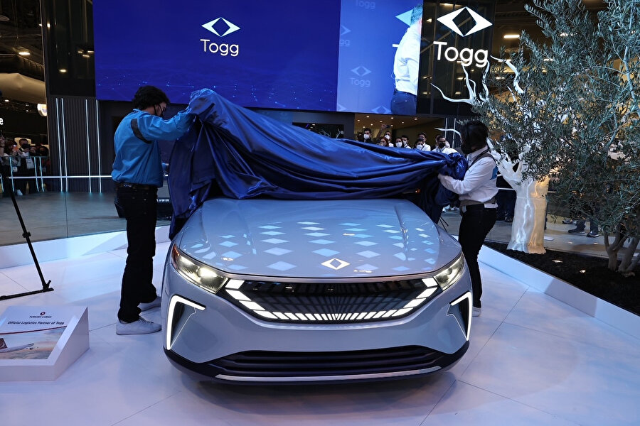 Togg'un ön satışına özel sürpriz: NFT setiyle ihaleye çıkarılacak