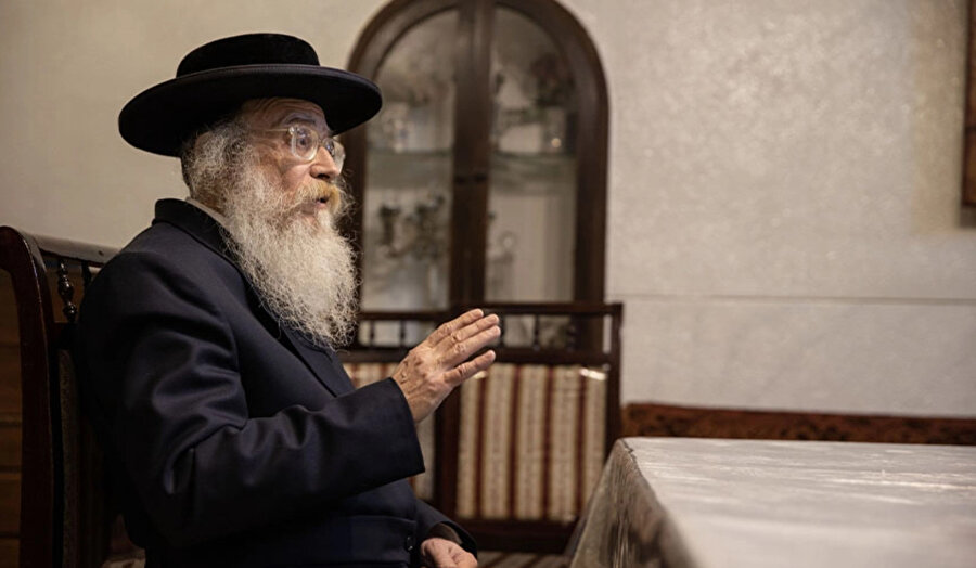 Neturei Karta olarak bilinen Uluslararası Siyonizm Karşıtı Yahudiler Örgütü lideri Haham Meir Hirsch.