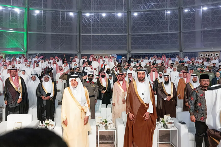 Suudi Arabistan'ın Cidde kentinde pazartesi günü başlayan "Expo Hac 2023" fuarında, 24 İslam ülkesiyle, hacılar için kota ve verilecek hizmetlere ilişkin anlaşma imzaladı.