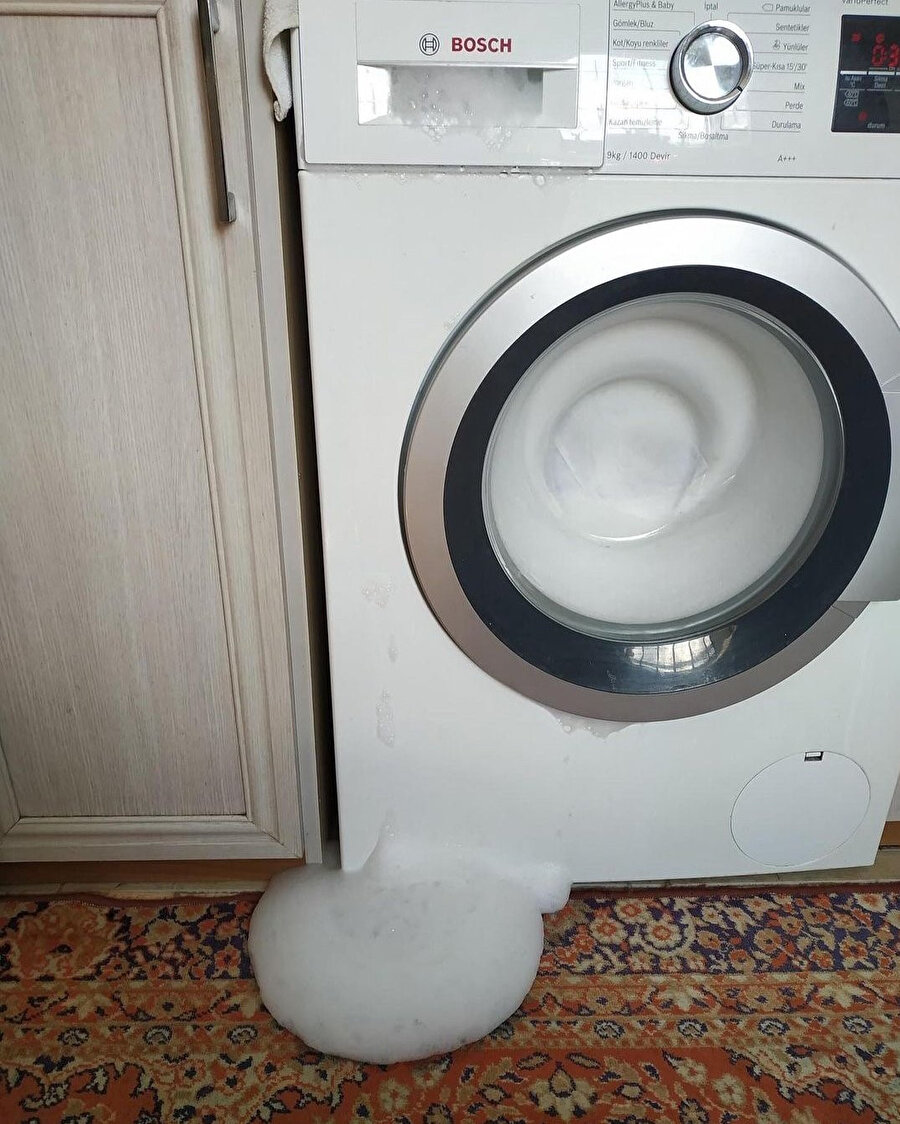 ​Benden vazgeçemezsin anne ben senin kanınım​