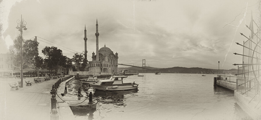 Ortaköy Camii, 1900'lar.