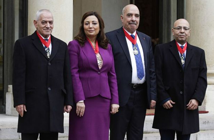 Nobel Barış Ödülü verilen Tunus Ulusal Diyalog Dörtlüsü, Norveç’in başkenti Oslo’da ödüllerini aldı.