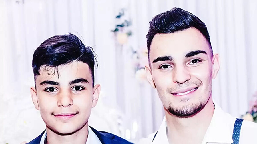 Mertcan Ayhan ve abisi Kaan Ayhan