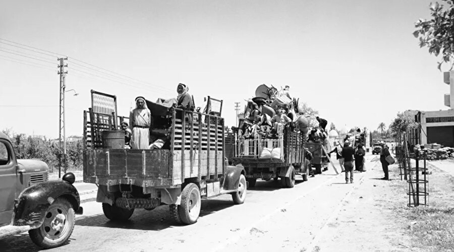 İsrail'in kuruluş sürecinde topraklarından ayrılmak zorunda kalan Filistinliler, komşu ülkelere sığındı.