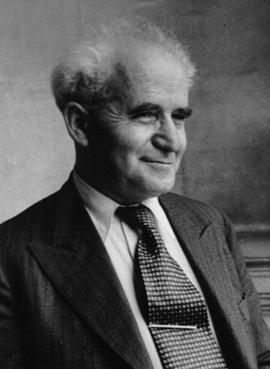 David Ben-Gurion, İsrail'in ilk başbakanı ve İsrail Devleti'nin kurucusudur.