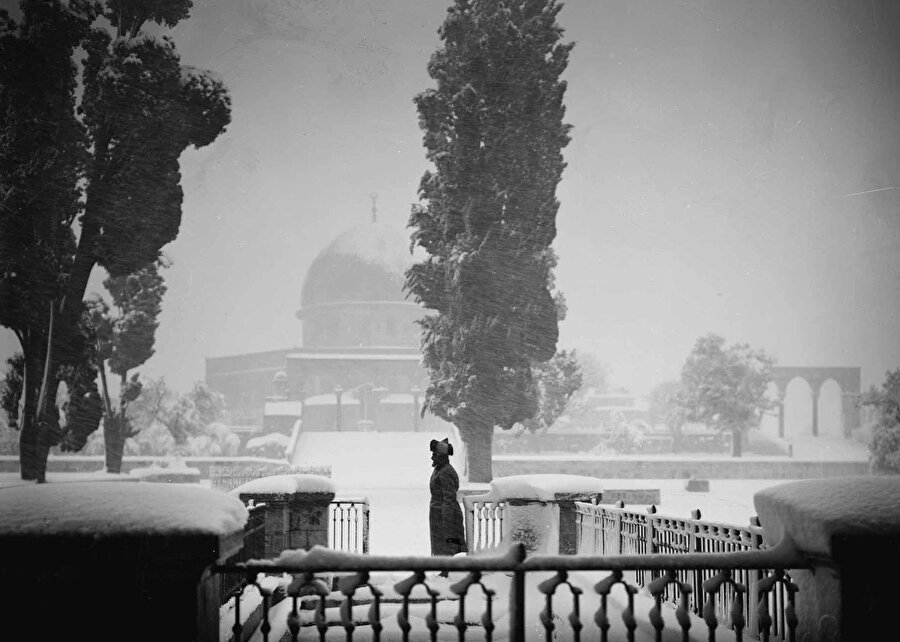 Karlı bir günde Aksâ, 1921.