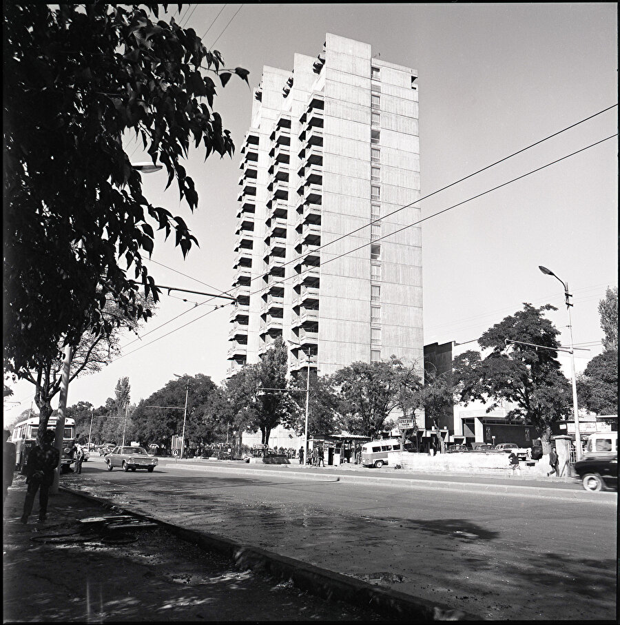 Stad Oteli, Kaynak: Doğan Tekeli Arşivi, Salt Araştırma.