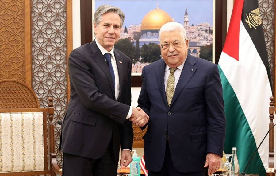 Amerika Birleşik Devletleri (ABD) Dışişleri Bakanı Antony Blinken, dün (31 Ocak) Orta Doğu ziyareti kapsamında İsrailli yetkililerin ardından Filistin lideri Mahmud Abbas ile Ramallah'ta bir araya geldi.
