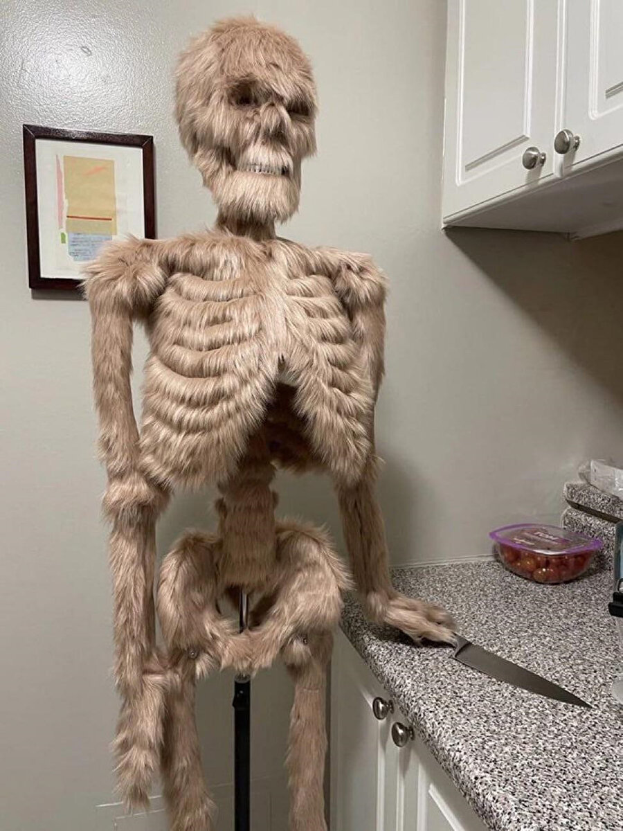 Psikolog: Kürk iskelet gerçek değil sana zarar veremez
Kürk iskelet: