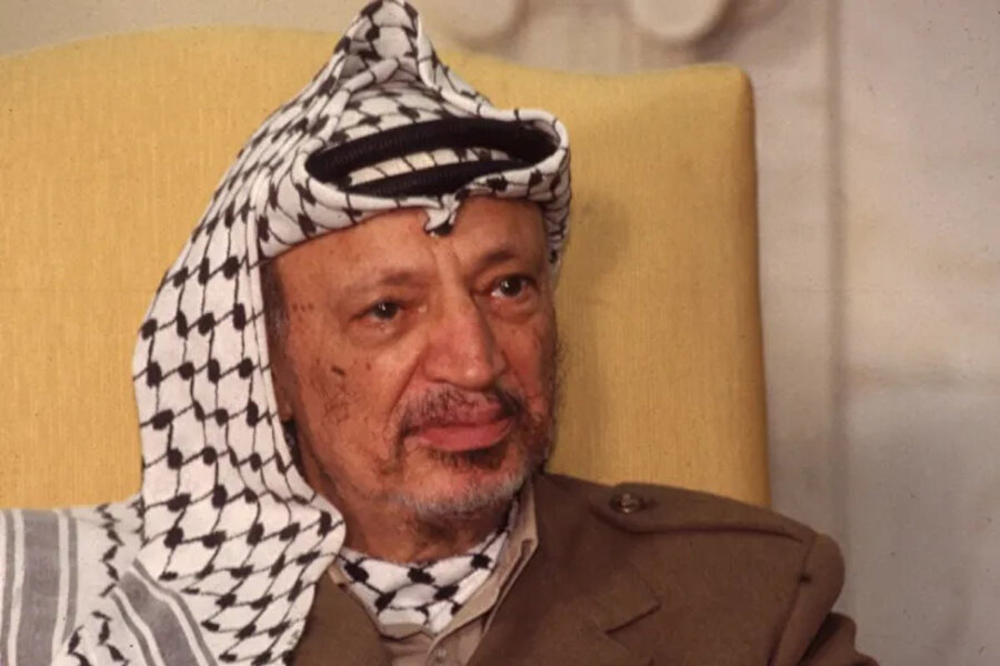 Filistin Kurtuluş Örgütü lideri Yaser Arafat, İsrailli liderler Yitzhak Rabin ve Şimon Perez ile Oslo Anlaşmalarını imzaladıktan sonra 1994 yılında Nobel Barış Ödülü'nü kazandı.