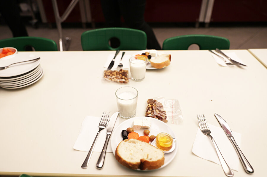 İstanbul'daki okullar yarın başlayacak ücretsiz yemek uygulamasına hazırlanıyor