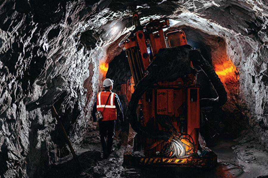 Maden sektörünün birçok elementinde bu denli bir kapasiteye sahip olan Türkiye’nin, etkinliğini artırması gerekiyor.