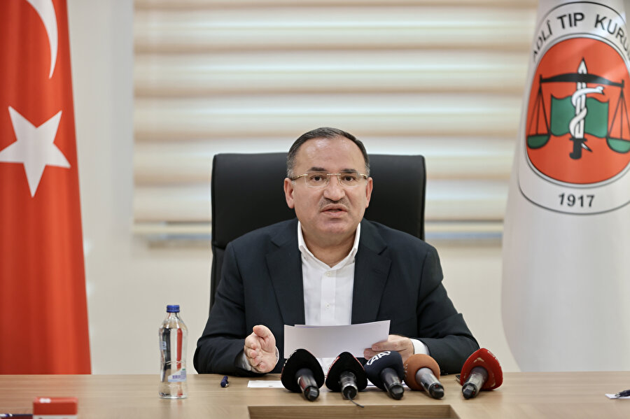 Adalet Bakanı Bozdağ