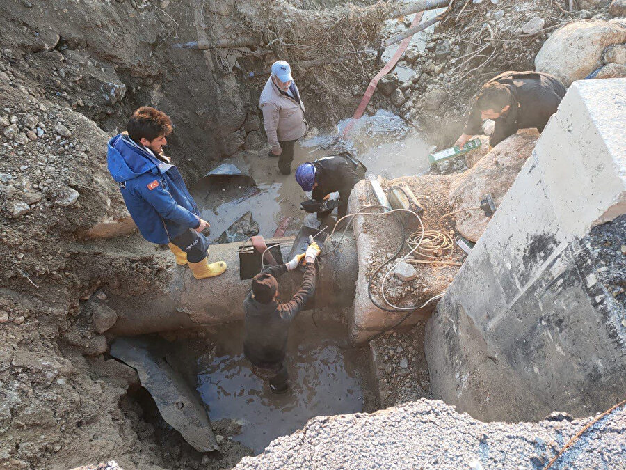 Depremlerden etkilenen bölgelerin yüzde 95'inde içme suyu altyapısı onarıldı