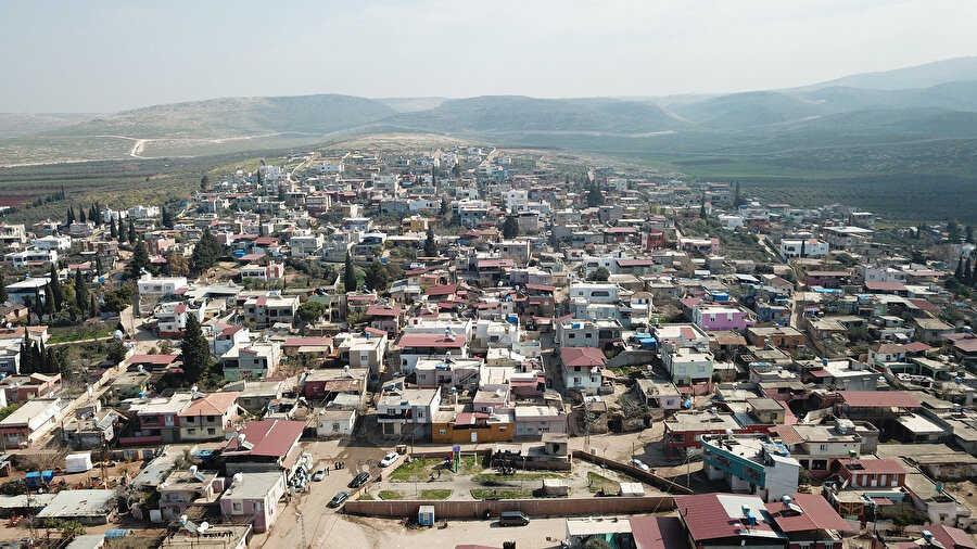 Depremin büyük yıkıma yol açtığı Hatay'da tek bir mahalle hiç hasar almadı