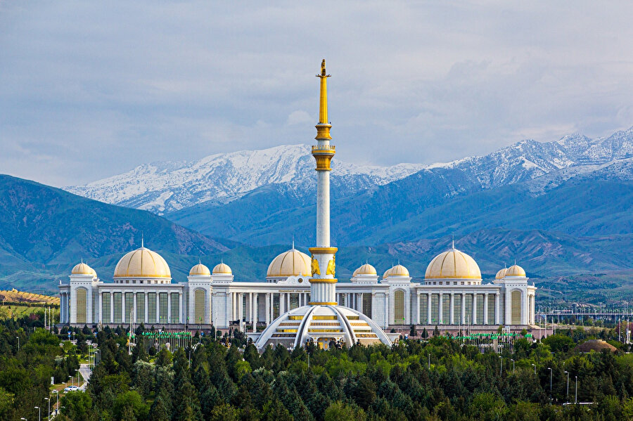 Türkmenistan Milli Kütüphanesi.