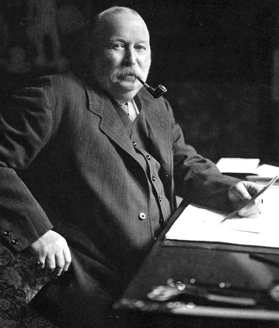 William Knox D'Arcy.